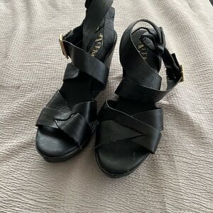 Kork-Ease Black Wedge Sandals with Strappy Design